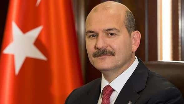 وزير الداخلية التركي يستقيل بعد انتقادات بسبب إغلاق المدن
