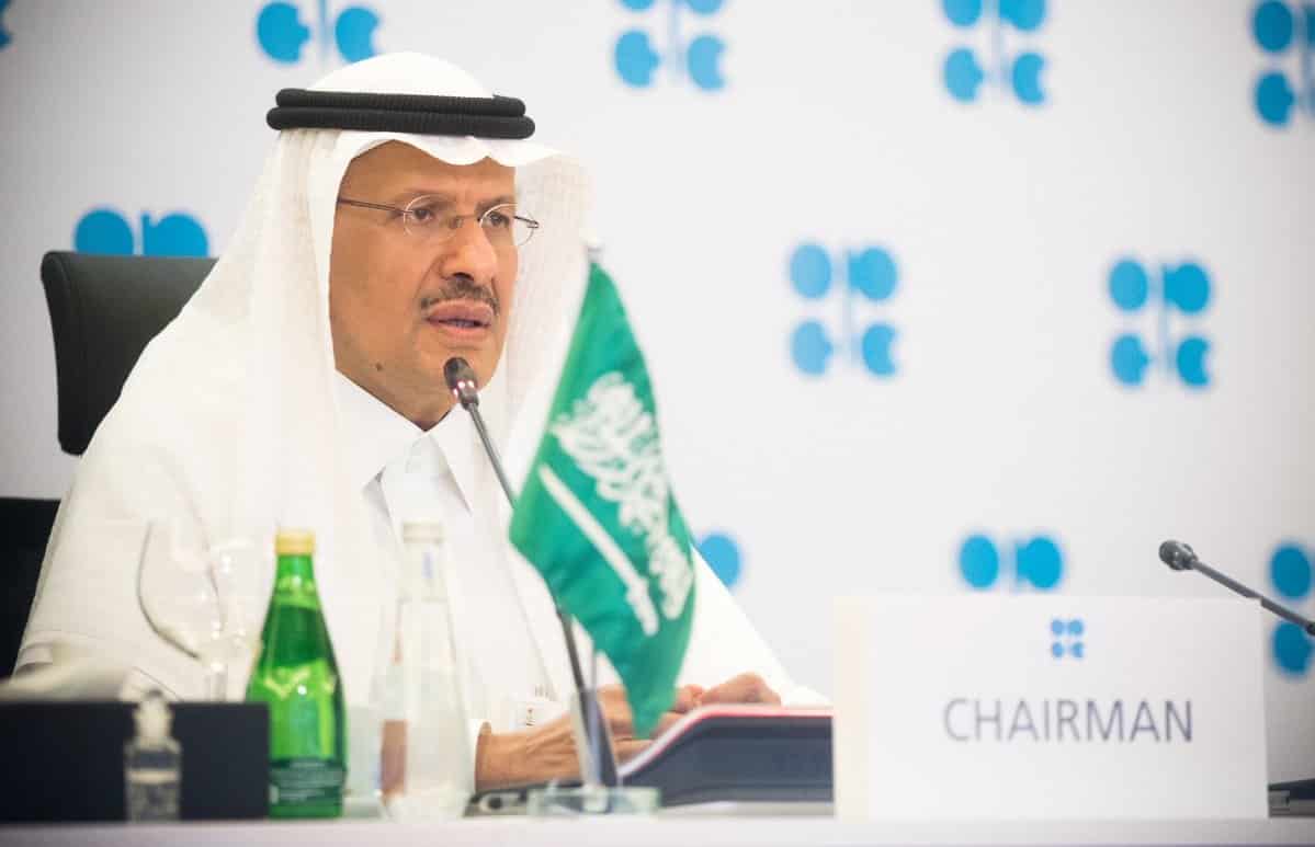 عبدالعزيز بن سلمان: تخفيضات إنتاج النفط المقبلة أعمق من مايو