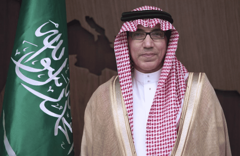 سعود كاتب يوضح طريقة إدارة أزمة كورونا باستخدام الدبلوماسية العامة