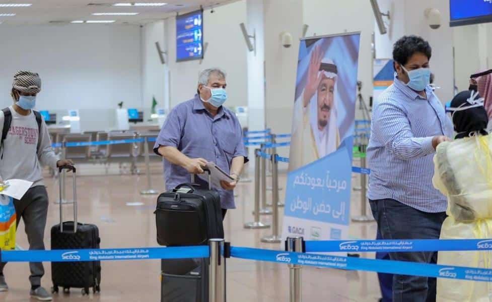 وصول 255 مواطناً قادمين من مصر إلى مطار الملك عبدالعزيز بجدة