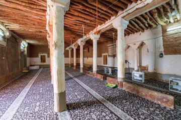 مسجد البرقاء التاريخي بالأسياح.. بني قبل 118 عامًا على الطراز النجدي