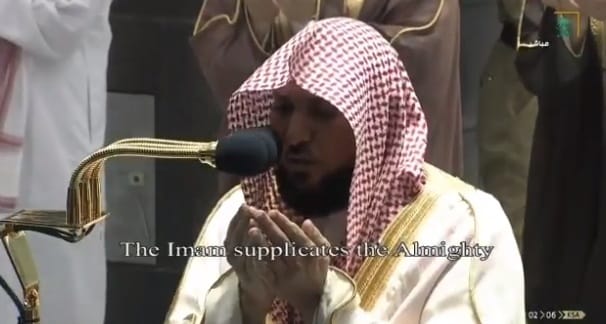 فيديو.. دعاء مؤثر للشيخ المعيقلي في تراويح ليلة 22 رمضان