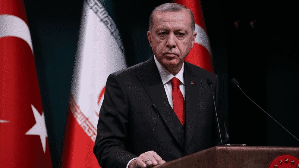 صحيفة تركية: أردوغان وحزبه يقودان تركيا إلى حرب أهلية حقيقية
