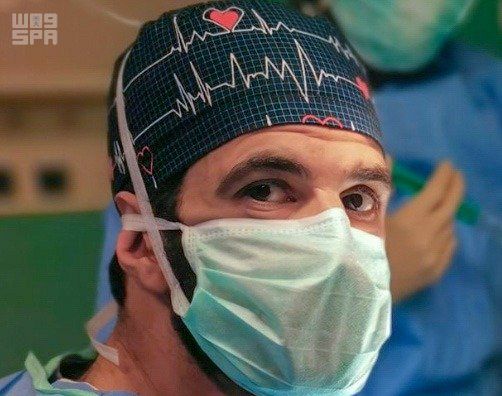 جراح سعودي يزيل ورمًا دماغيًّا لكويتية اعتذر طبيبها فجأة في فرنسا