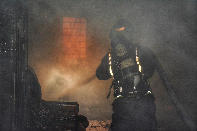 وفاة مواطن و4 إصابات في حريق شقة بجدة