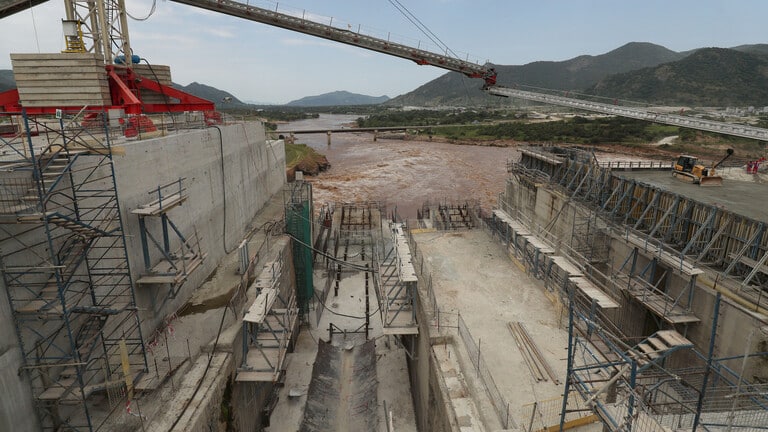 رغم أزمة النهضة.. إثيوبيا تبدأ بناء سد جديد بارتفاع 57 مترًا