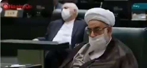 فيديو.. ظريف يغط في سبات عميق أثناء خطبة الرئيس الإيراني