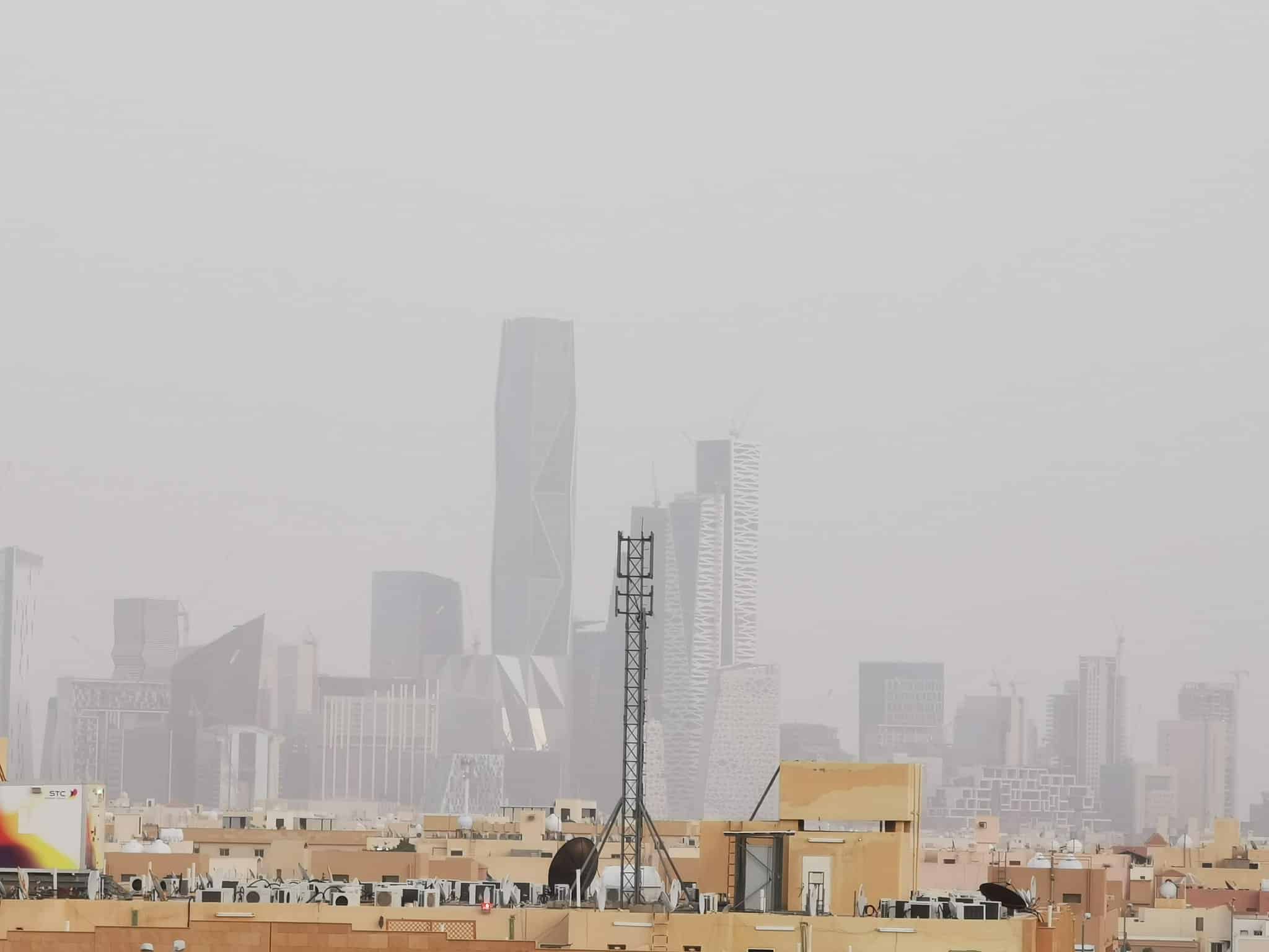 الأرصاد: ذرات الغبار في الرياض غير صحية