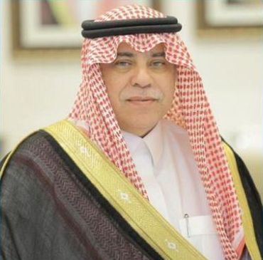 وزير الإعلام ناعيًا المذيع فهد الحمود : خدم المهنة بتفانٍ وإخلاص