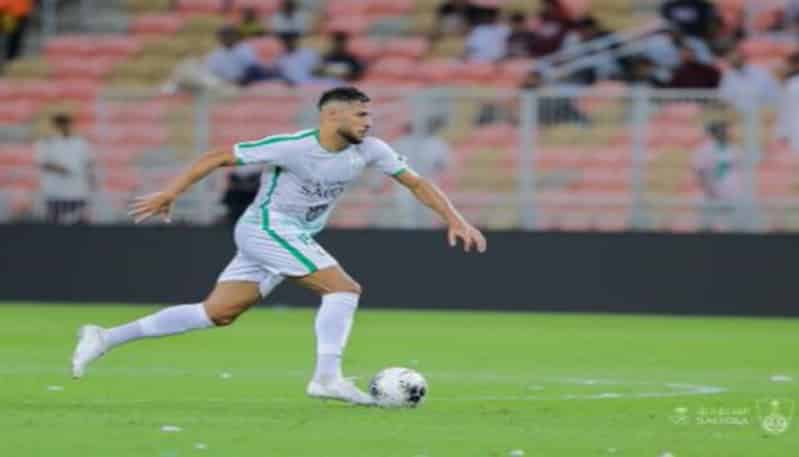 يوسف بلايلي لاعب أهلي جدة