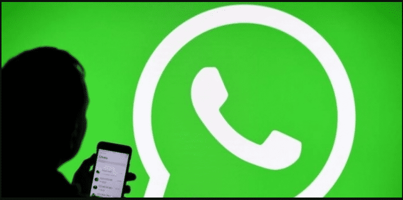 WhatsApp يستعيد اختصار الكاميرا داخل غرف الدردشة