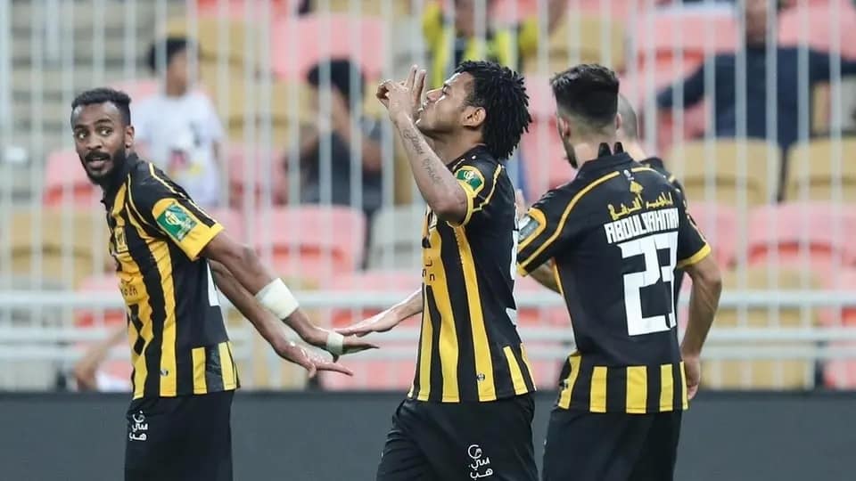 فارس عوض عن رومارينيو: أداؤه مع الاتحاد كان مذهلًا