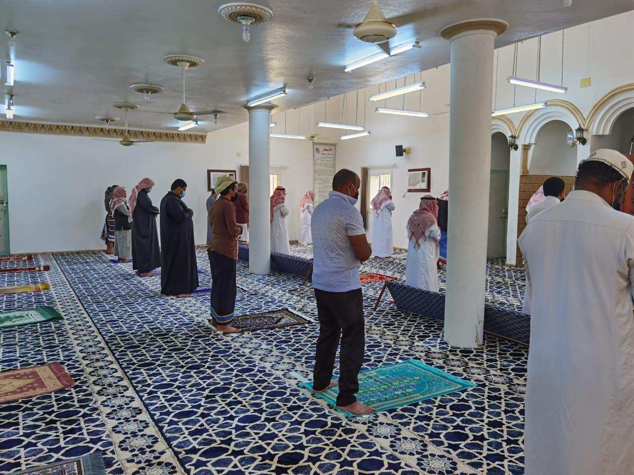 انتظام وخدمات متكاملة في صلاة الجمعة بأكثر من 20 ألف مسجد وجامع