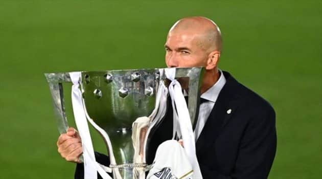 شبح الإقالة يُهدد زيدان بعد إقصاء ريال مدريد
