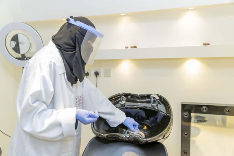 أمانة القصيم تغلق 9 مشاغل نسائية في بريدة