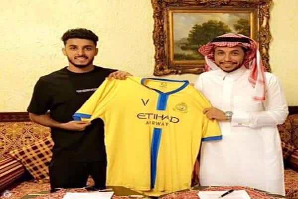 هدية النصر لـ العلاوي بعد ضمّه رسميًا