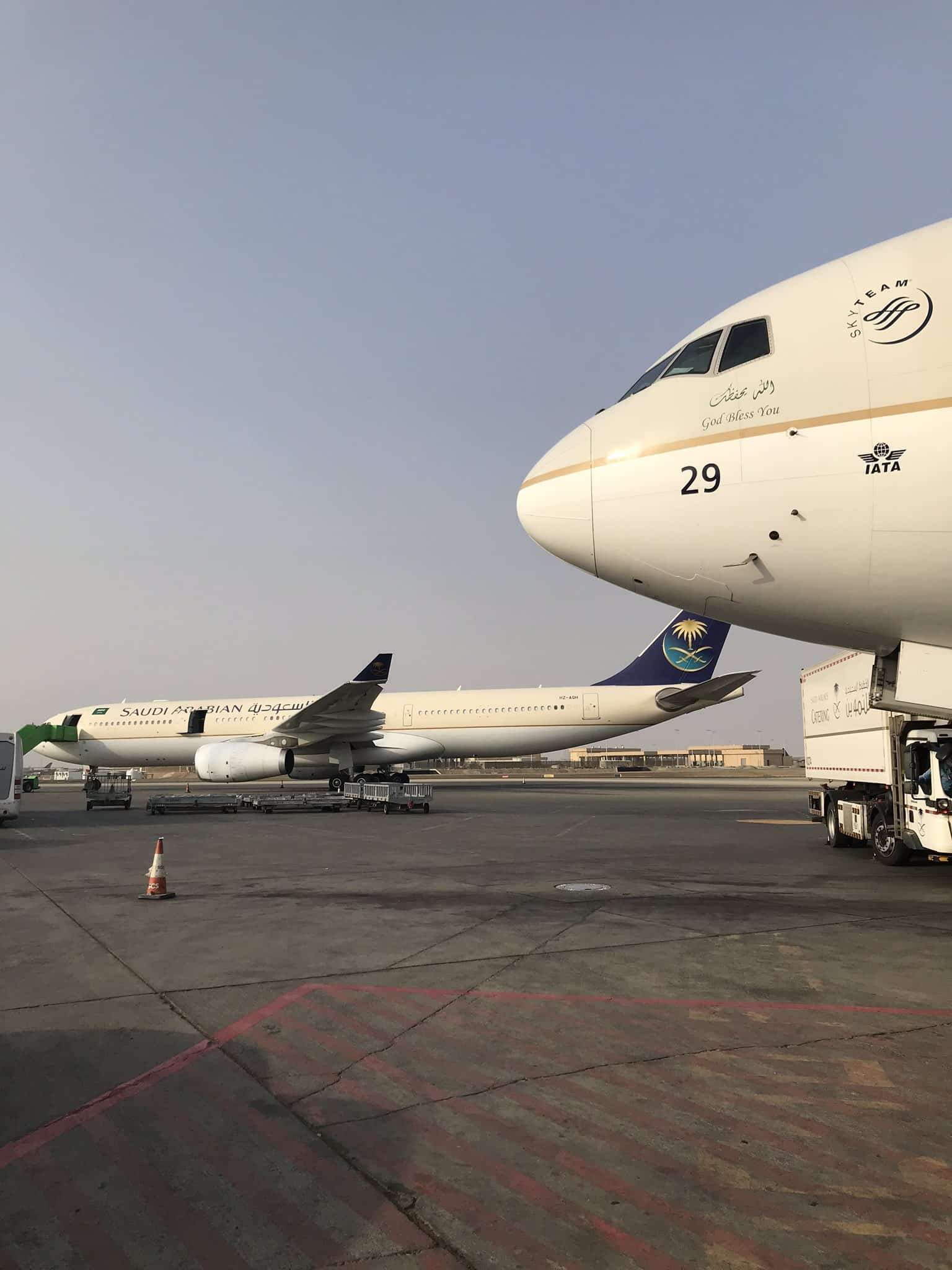 انتظام الرحلات الجوية في مطار جدة بعد تأثرها جزئيًّا