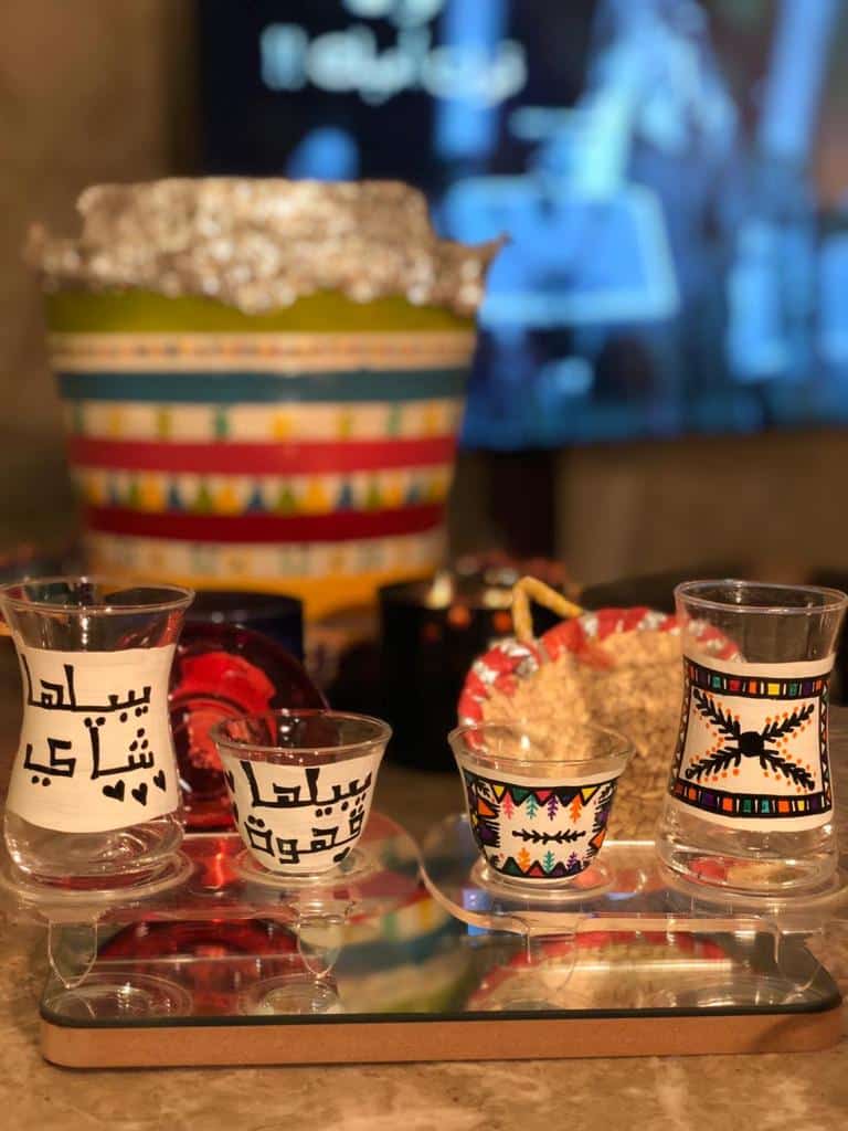 إقبال على منتجات “القط” العسيري والسياح يفضلون المنتج المحلي