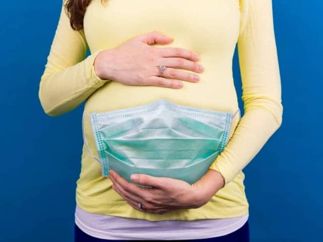 دراسة: بعض النساء يحملن مثبطاً طبيعياً لآلام الولادة