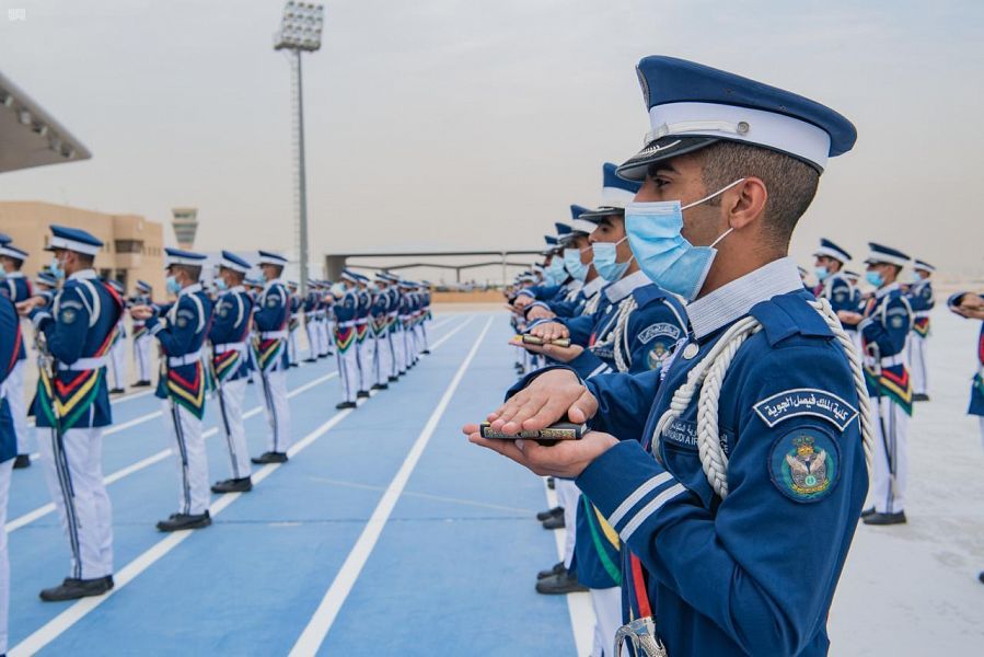 بدء القبول في كلية الملك خالد العسكرية هنا الرابط والشروط