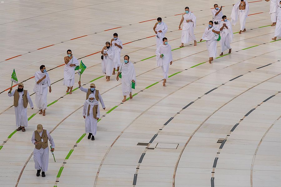 متى يُسمح بأداء العمرة بنسبة 100% من الطاقة الاستيعابية؟