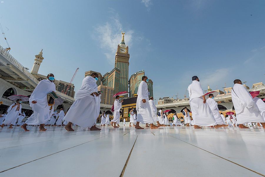 السديس يوجه بتخصيص صحن المطاف للطواف فقط ابتداءً من الأحد القادم