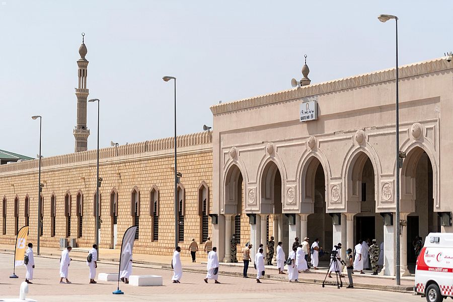 واي فاي مجانًا لحجاج بيت الله في مسجد نمرة بمشعر عرفات