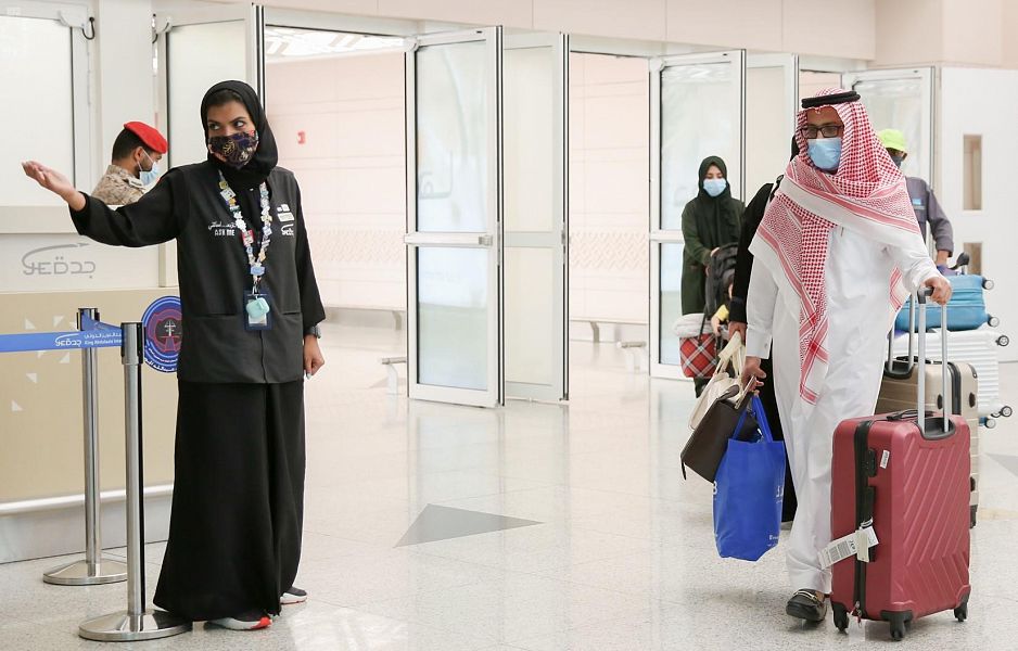 معايير وتدابير صحية لاستقبال الحجاج في مطار الملك عبدالعزيز 