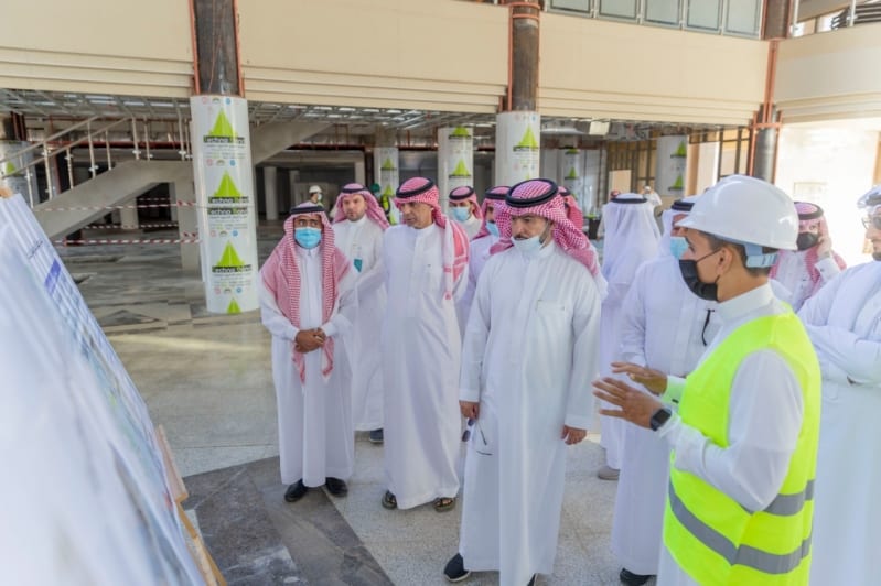 الحقيل يقف على الخدمات البلدية ويتفقد مشاريع أمانة القصيم صحيفة المواطن الإلكترونية