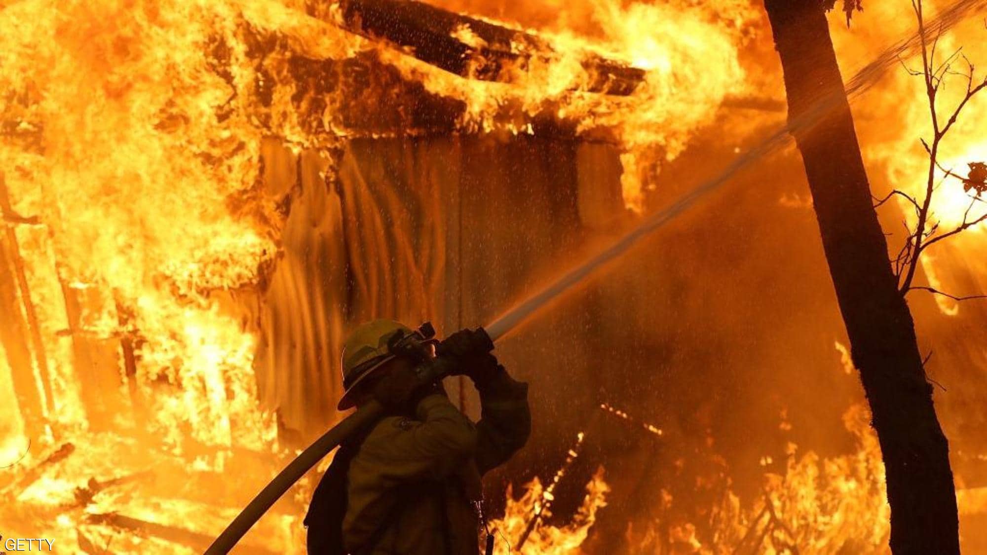 أكثر من 500 حريق نشط وكندا تتوقف عن الإطفاء