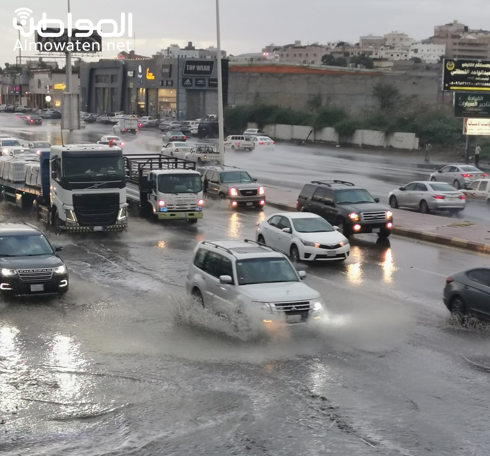 مدني عسير : احذروا التقلبات الجوية المصاحبة للأمطار