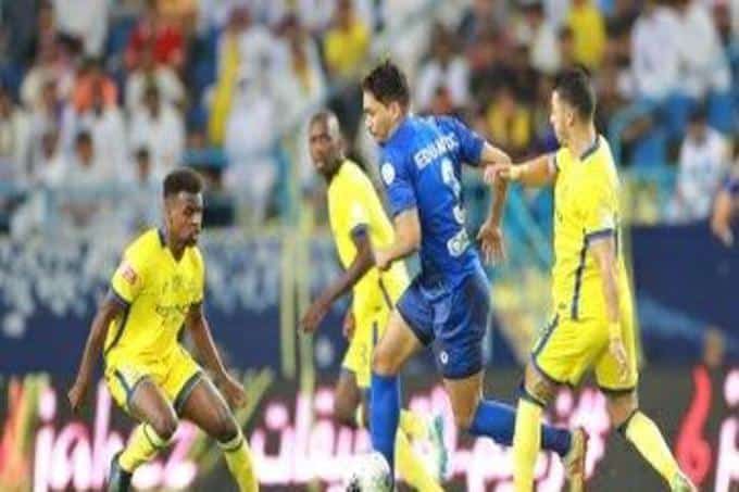 ما لا تعرفه عن نجوم الهلال والنصر قبل الديربي