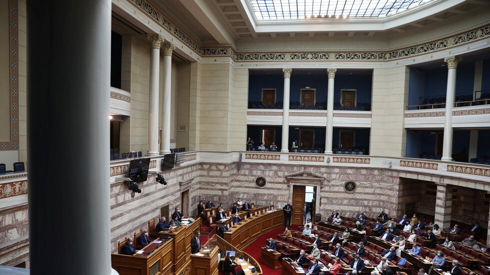 غدًا.. البرلمان اليوناني يصوت على اتفاق ترسيم الحدود مع مصر