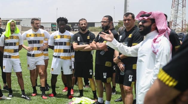 جستنيه ينتقد تصرف رئيس الاتحاد بعد مباراة الاتفاق