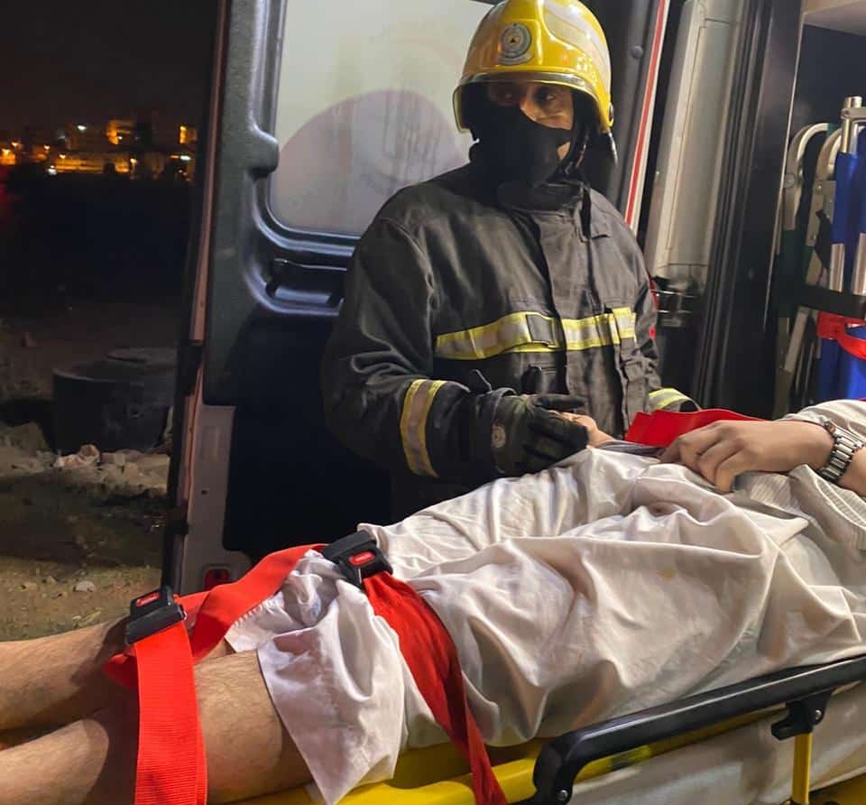 إصابة شخص سقط من فوق كوبري السامر بأبها على ارتفاع 20م