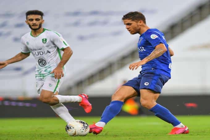 الأهلي ضد الهلال