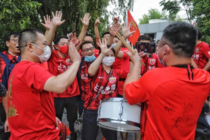 الصين تسمح بعودة الجماهير إلى ملاعب كرة القدم 
