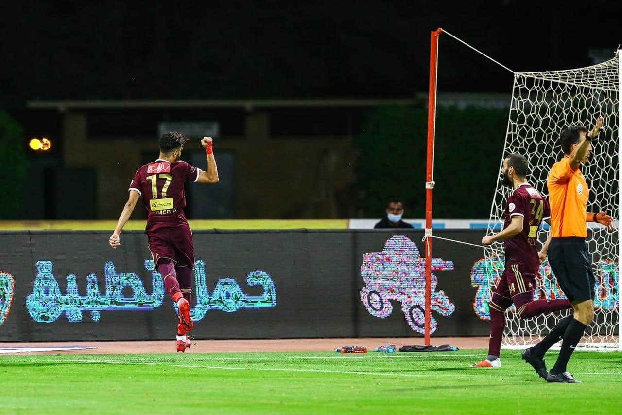 الفيصلي يتقدم على الوحدة بالشوط الأول في دوري محمد بن سلمان