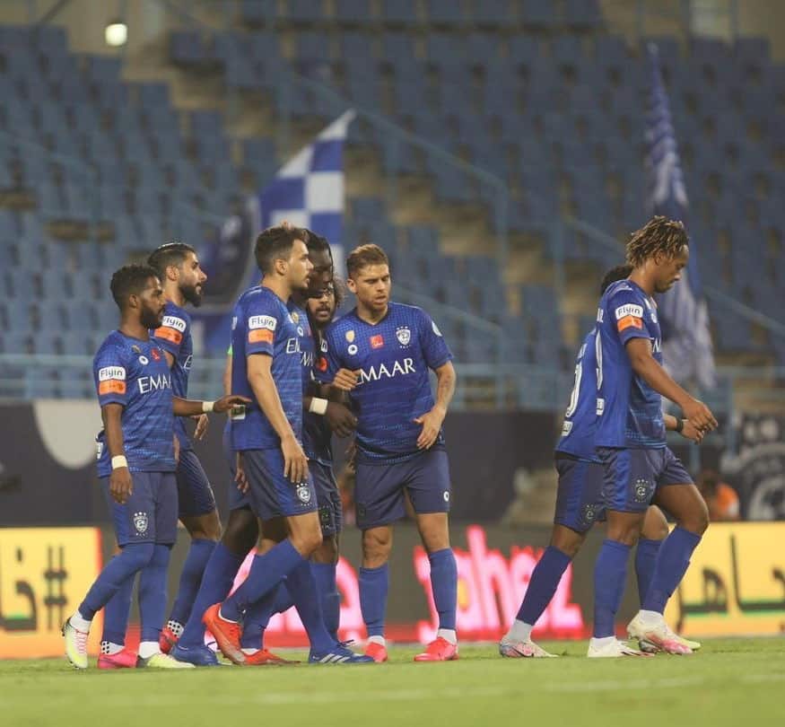 الهلال ينتظر هدية التعاون لحسم لقب دوري محمد بن سلمان