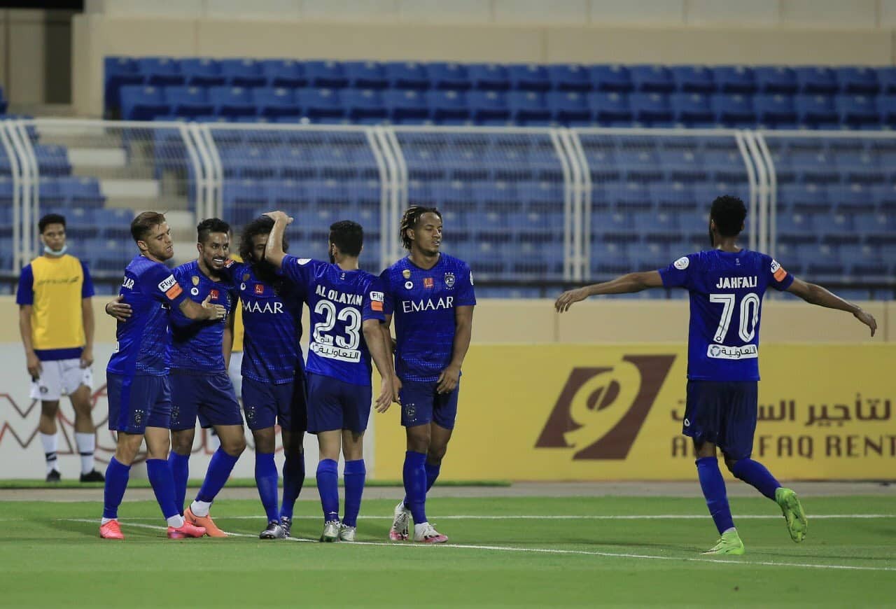 جماهير الهلال تُطالب برحيل لاعبَين بعد كلاسيكو الأهلي