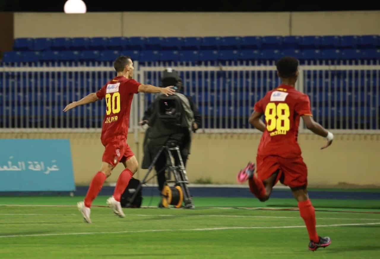 دوري محمد بن سلمان.. ضمك يُعزز آماله بالبقاء بثنائية في الأهلي