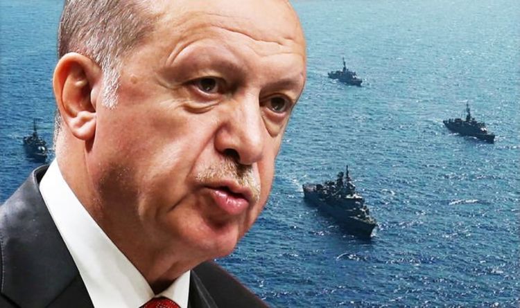 أردوغان طلب من قادة جيشه إغراق سفينة يونانية ورفضوا!