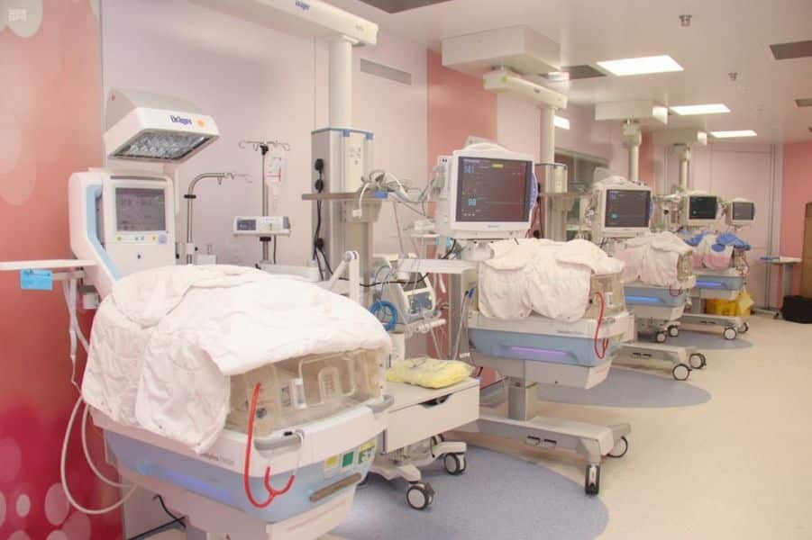 33 ولادة في الأيام الثلاثة للعيد في مستشفى الجوف