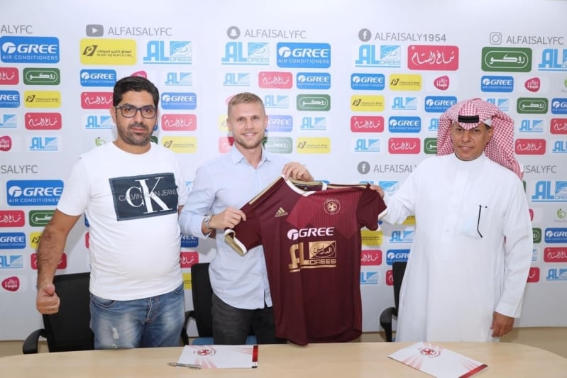 الفيصلي يضم ميركل وتافاريس حتى 2022 3 جوليو تافاريس