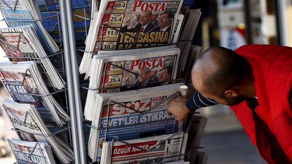 تركيا تحظر صحيفة كشفت عن جنازات العسكريين القتلى في ليبيا