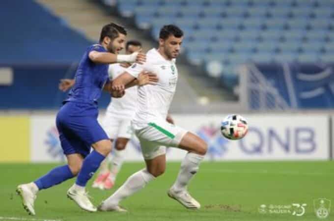 الاهلي ضد الاستقلال