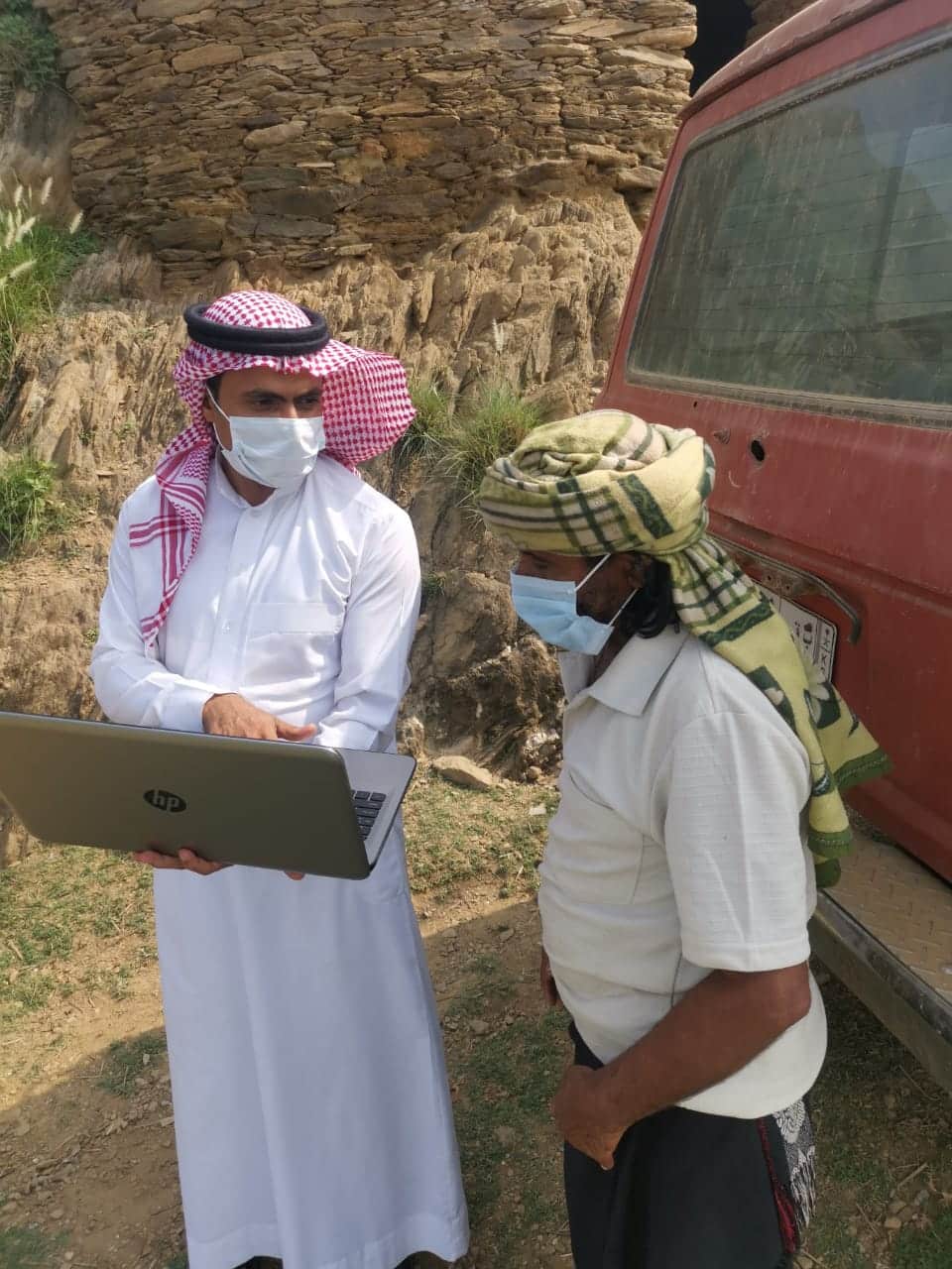 معلم الطلاب على المنصة بجازان لـ”المواطن”: هم أبنائي وهذه أمانة