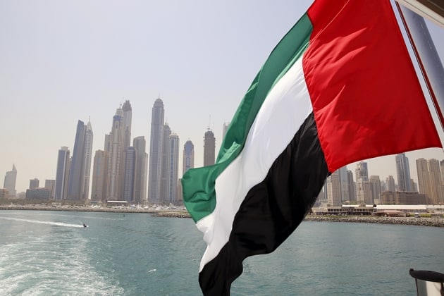 الإمارات تعتبر انضمام البحرين لاتفاق السلام خطوة لتعزيز الأمن بالمنطقة