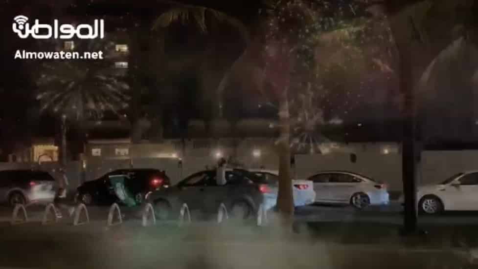 فيديو.. الألعاب النارية تضيء سماء جدة ابتهاجًا باليوم الوطني