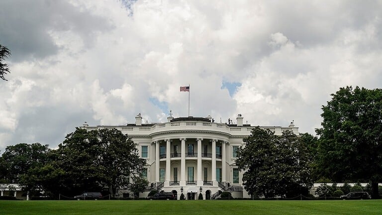 رويترز: عمان قد ترسل مندوبها إلى البيت الأبيض لحفل التوقيع
